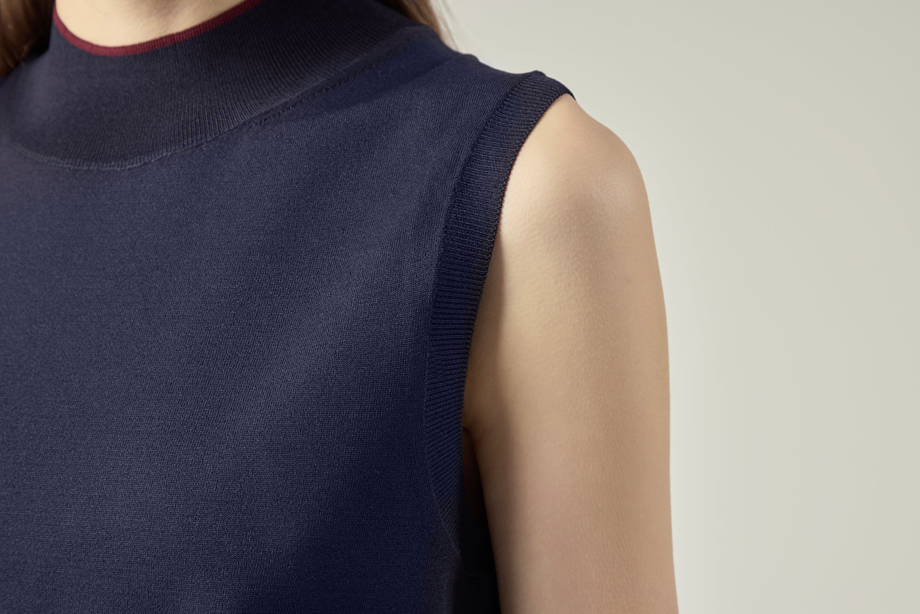 Mock-neck Vest _ Midnight Navy