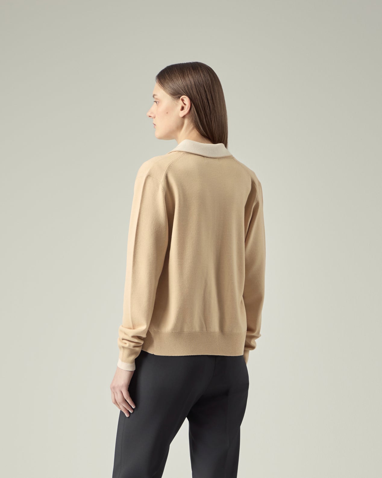 Classic Crewneck Cardigan _ Soft Camel