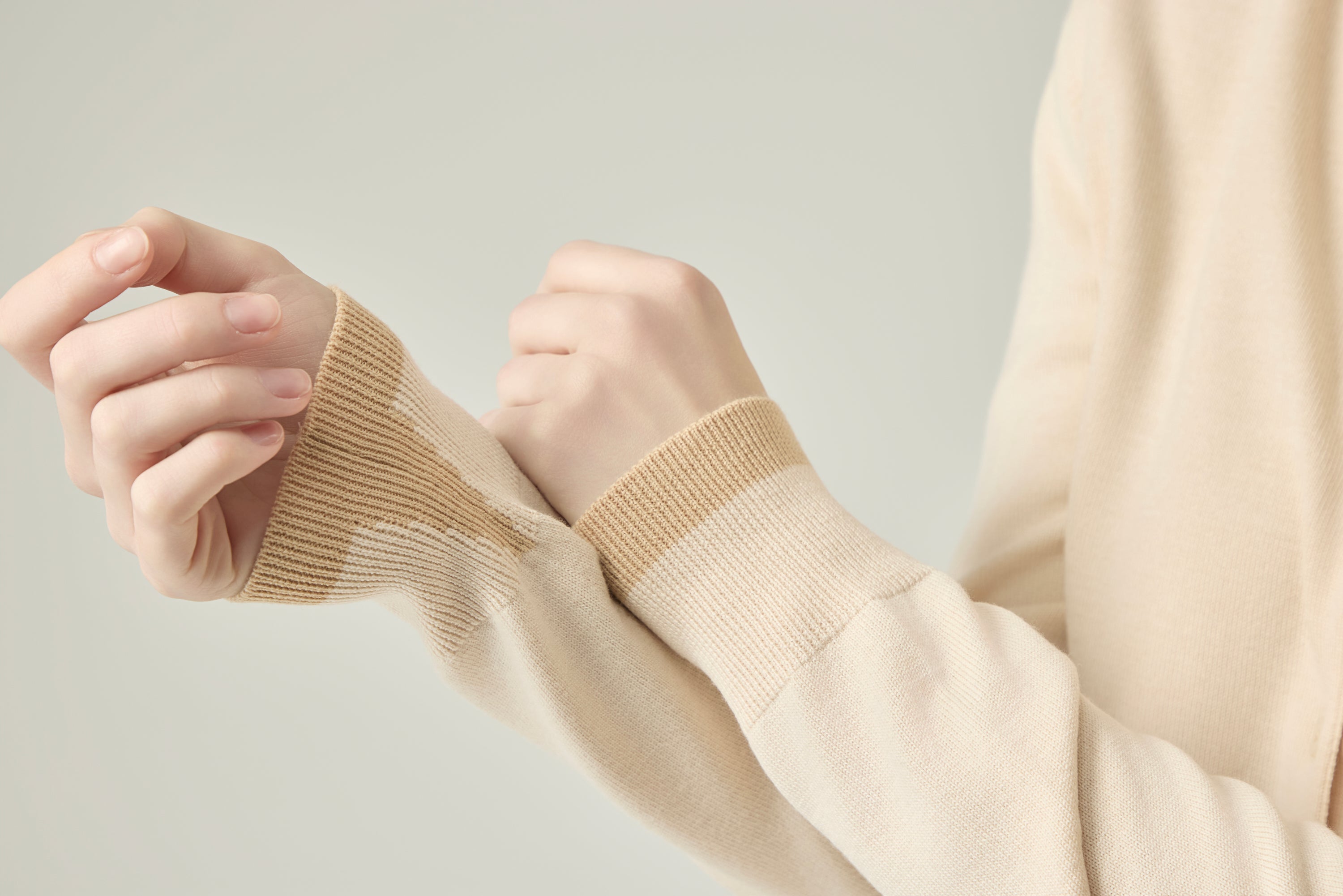 Classic Crewneck Cardigan _ Pale Nougat