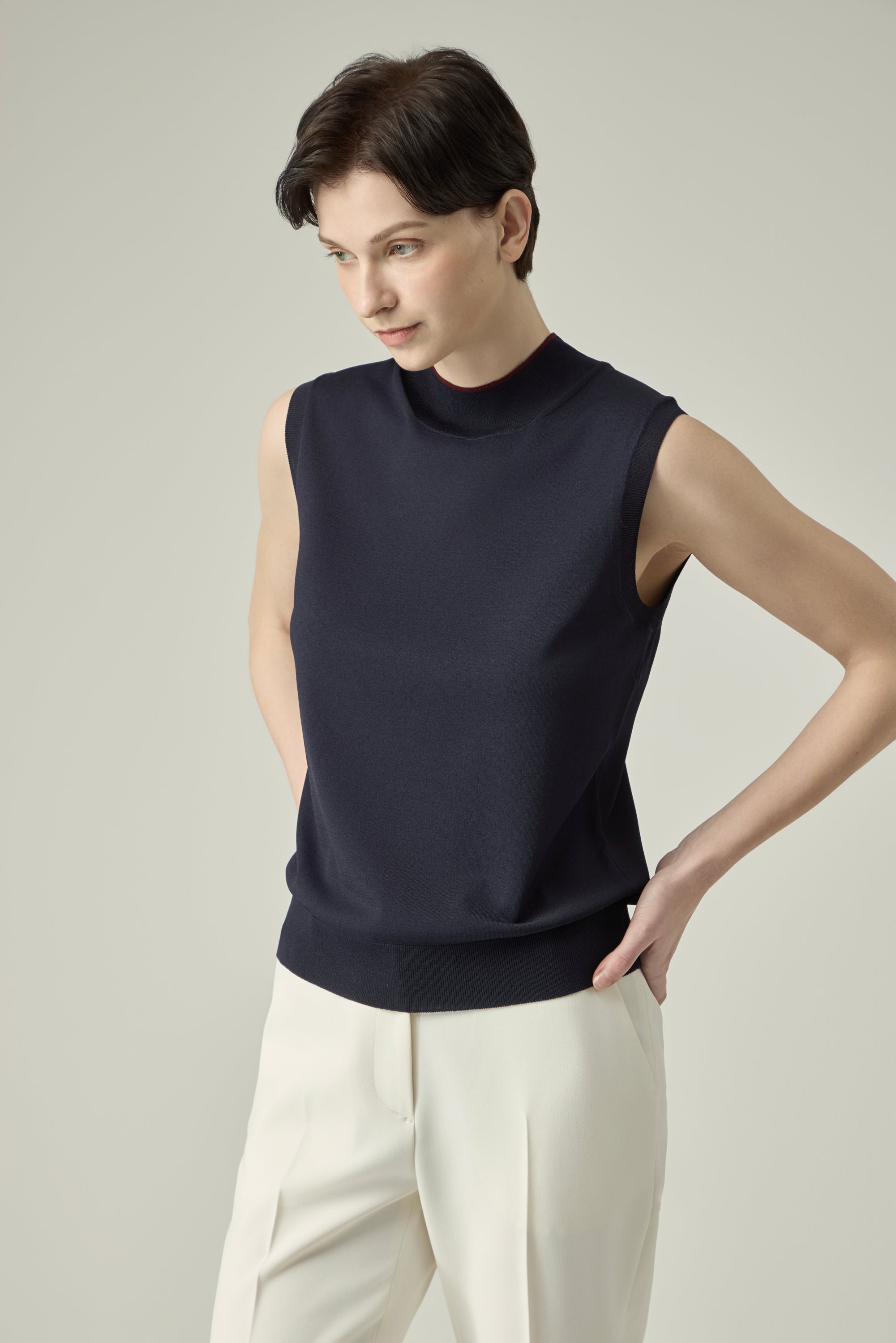 Mock-neck Vest _ Midnight Navy